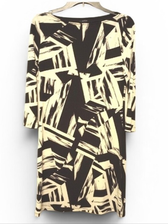 Apt. 9 Dresses & Skirts - Apt 9 black and white abstract print dress. XS